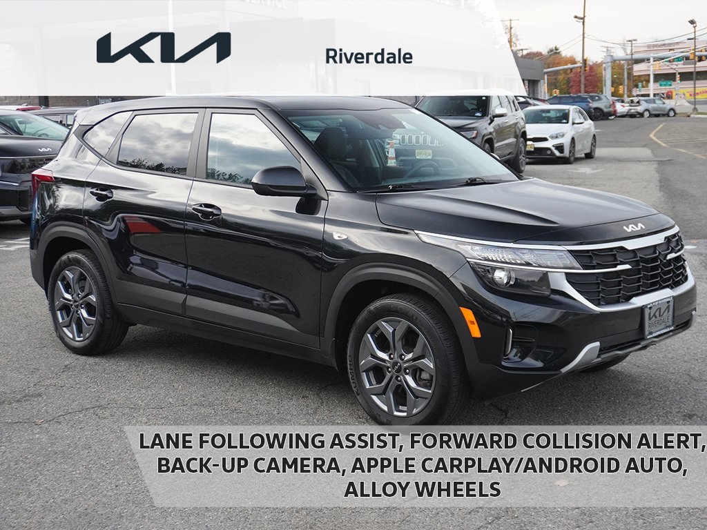 2024 Kia Seltos LX's photo