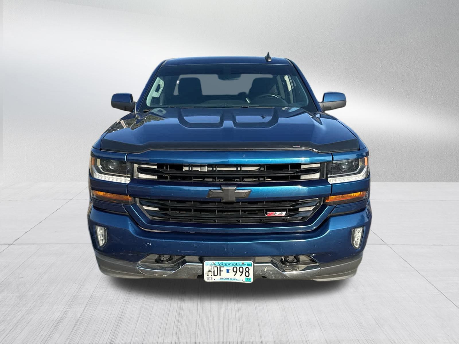 2016 Chevrolet Silverado 1500 LT photo 3