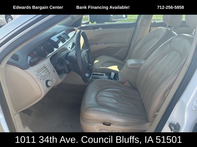 2007 Buick Lucerne CXS photo 12