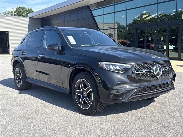 2025 Mercedes Benz GLC 350e 4MATIC photo 2