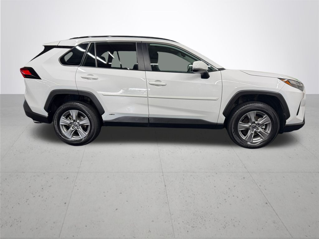 2023 Toyota RAV4 Hybrid LE photo 6