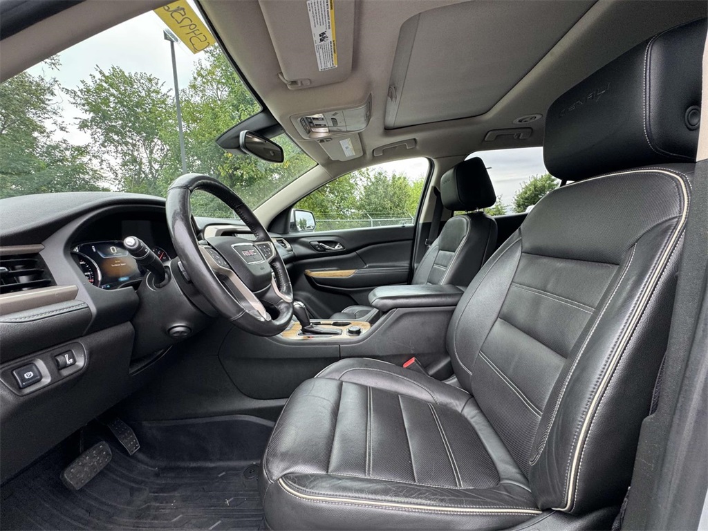 2017 Gmc Acadia Denali photo 10