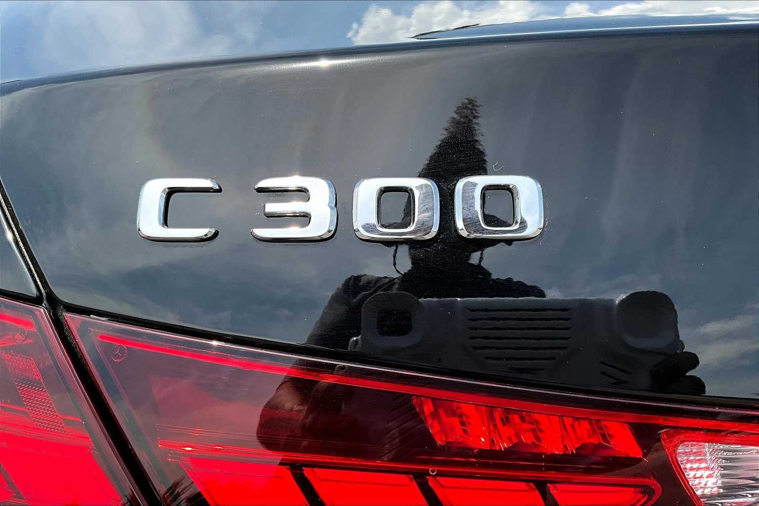 2025 Mercedes Benz C 300 photo 7