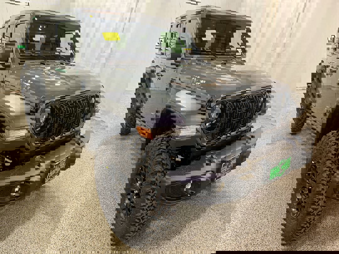 2026 Jeep Wrangler 4-Door Willys's photo