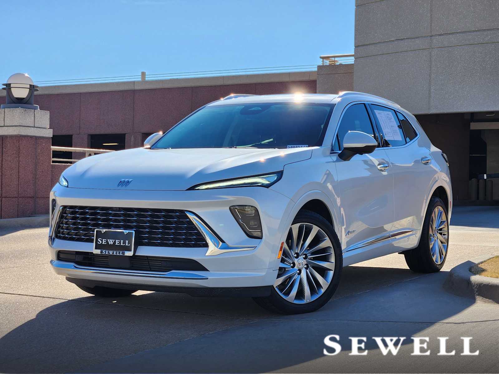 2025 Buick Envision Avenir's photo