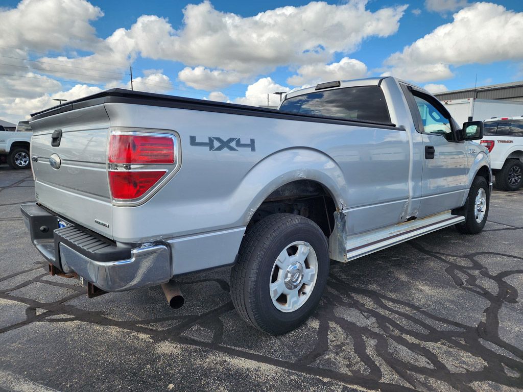 2012 Ford F-150 XLT photo 6