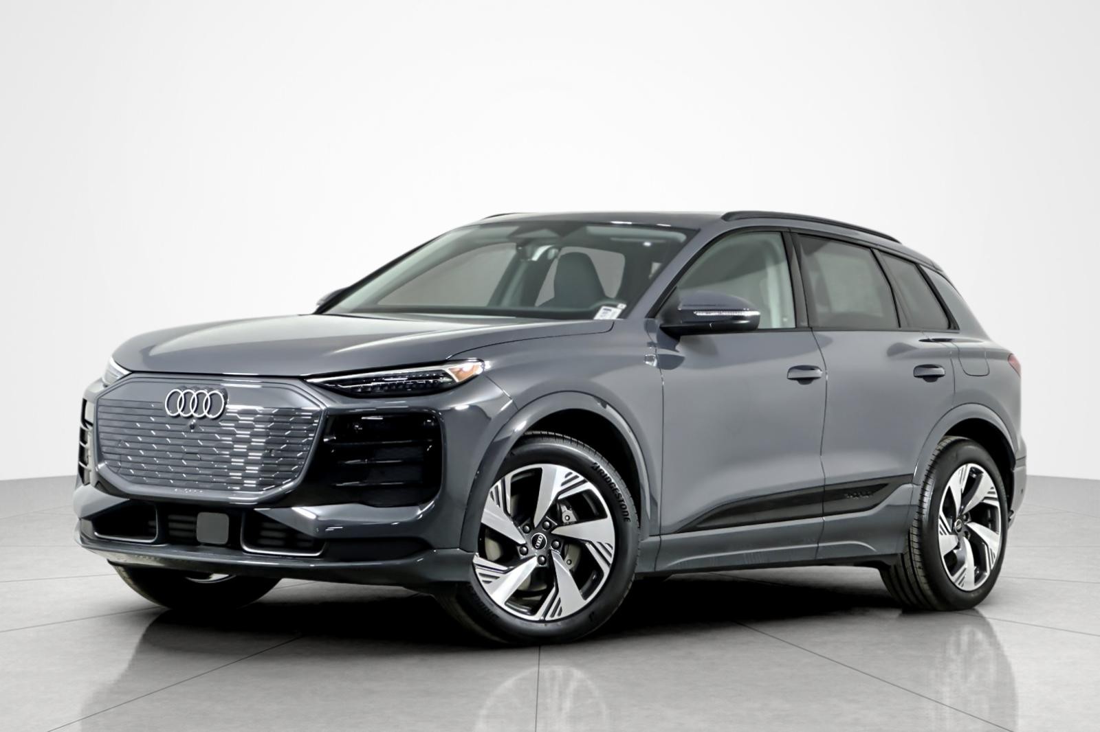 2025 Audi Q6 e-tron Premium Plus