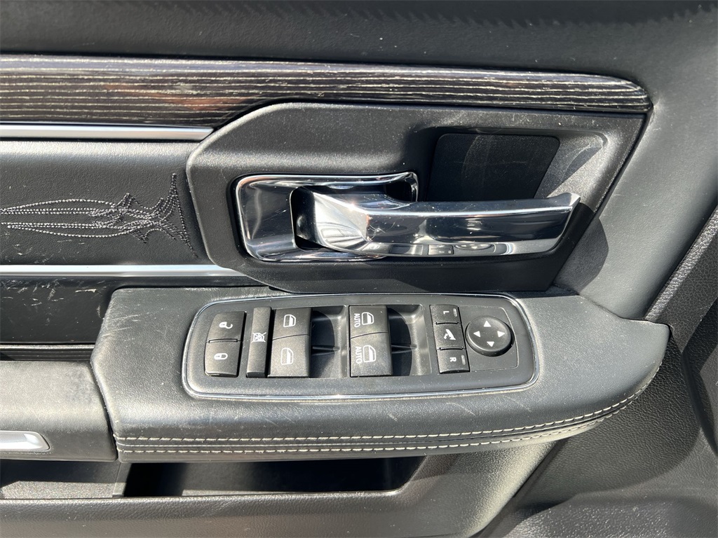 2017 Ram 2500 Limited photo 19