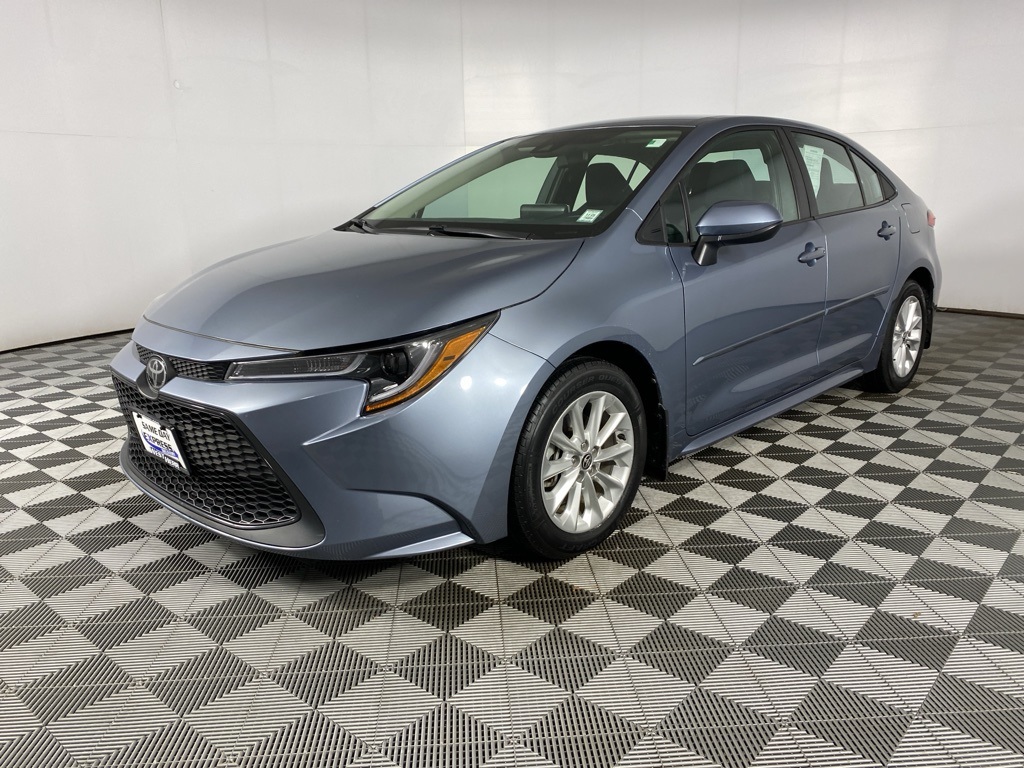 2021 Toyota Corolla LE Premium photo 3