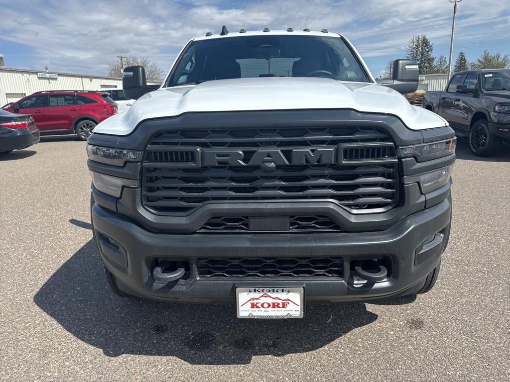 2025 Ram 4500 Tradesman photo 2