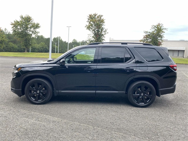 2025 Honda Pilot Black Edition photo 3