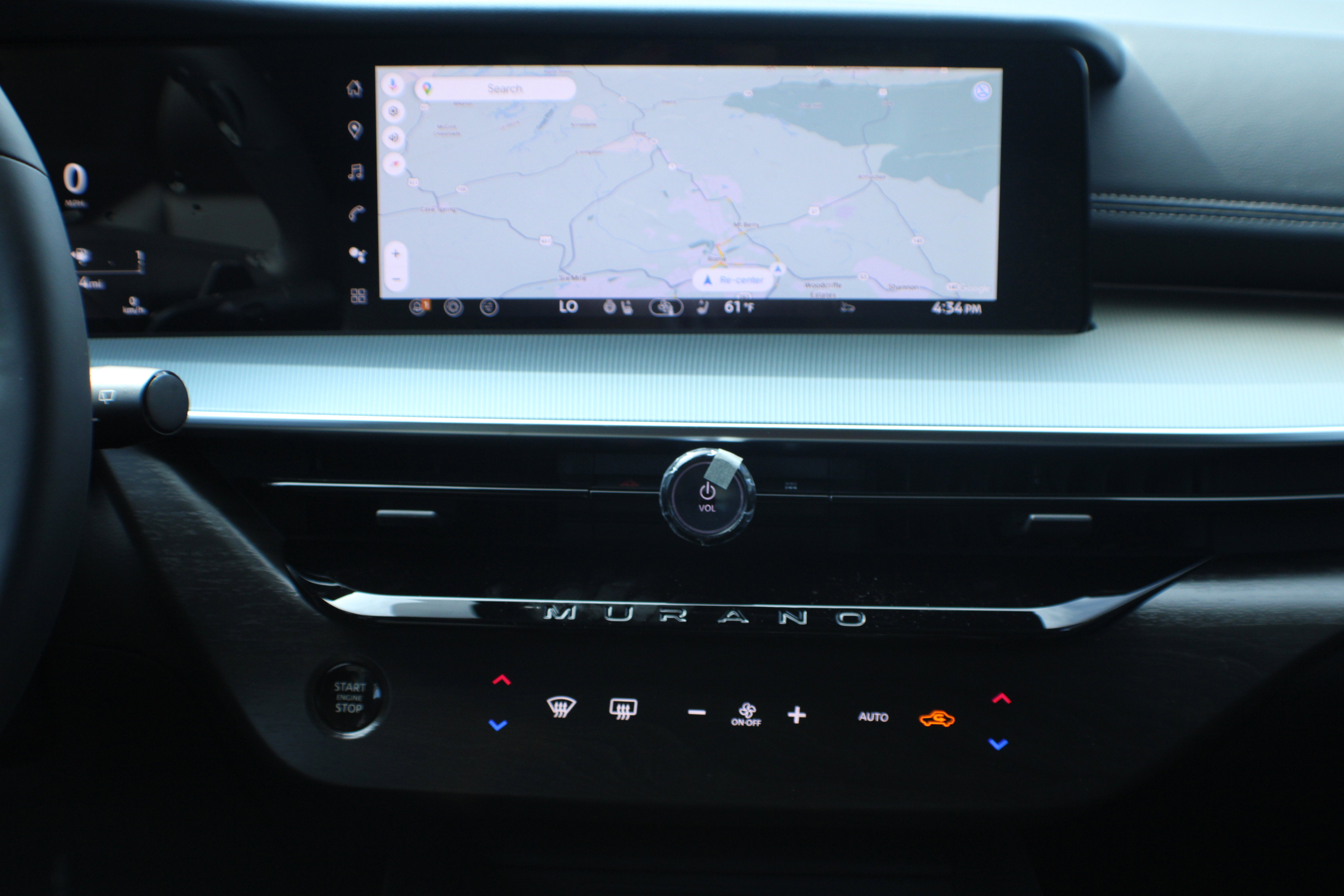2025 Nissan Murano SL photo 9