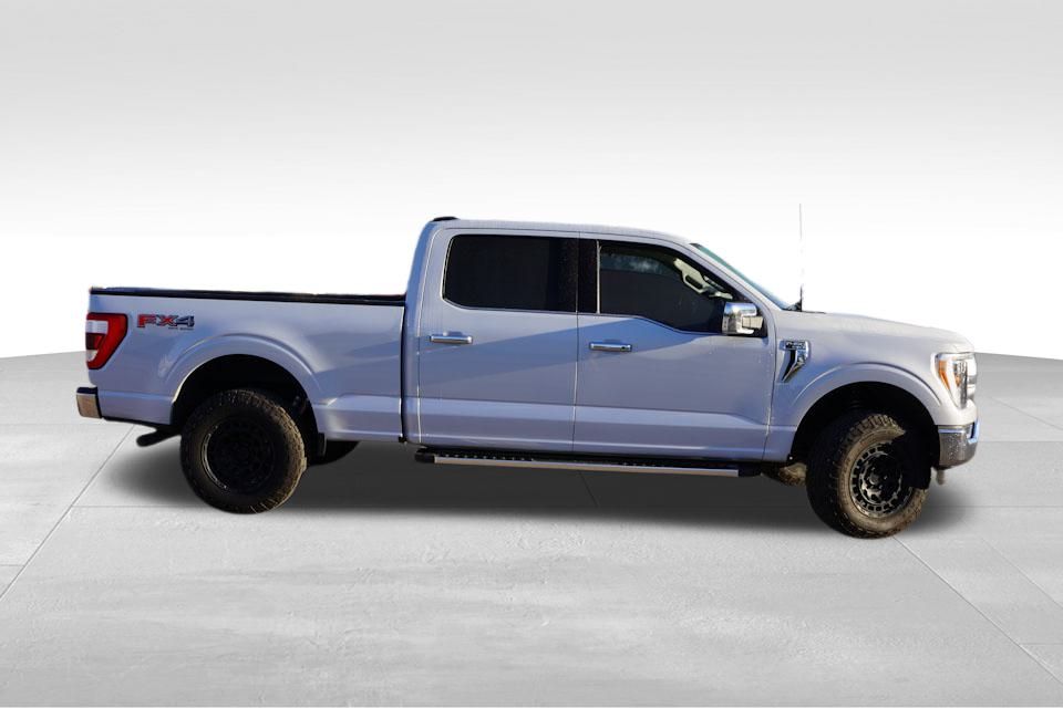 2022 Ford F-150 Lariat FX4 photo 3