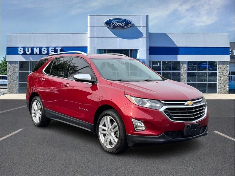 Used 2019 Cajun Red Tintcoat Chevrolet Premier image 1