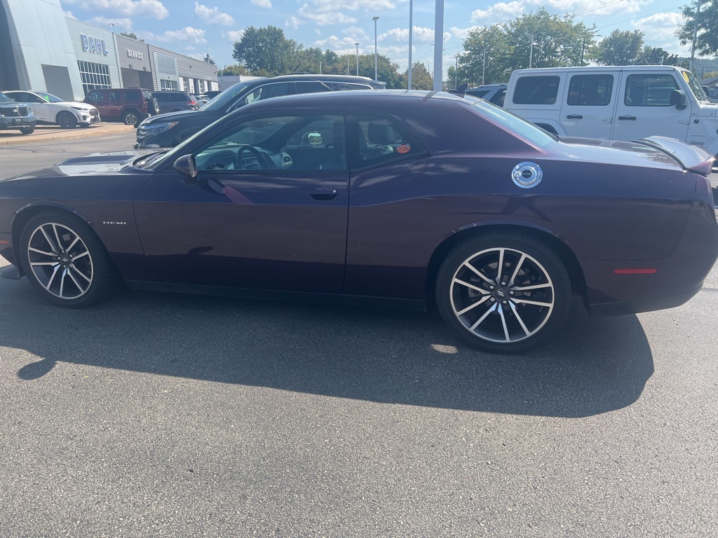 2021 Dodge Challenger R/T photo 11
