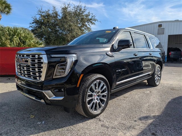 2025 GMC Yukon XL Denali's photo