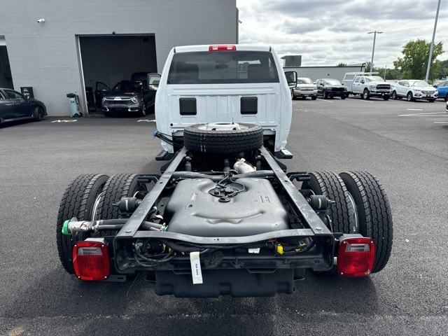 2024 Ram 5500 Tradesman photo 4
