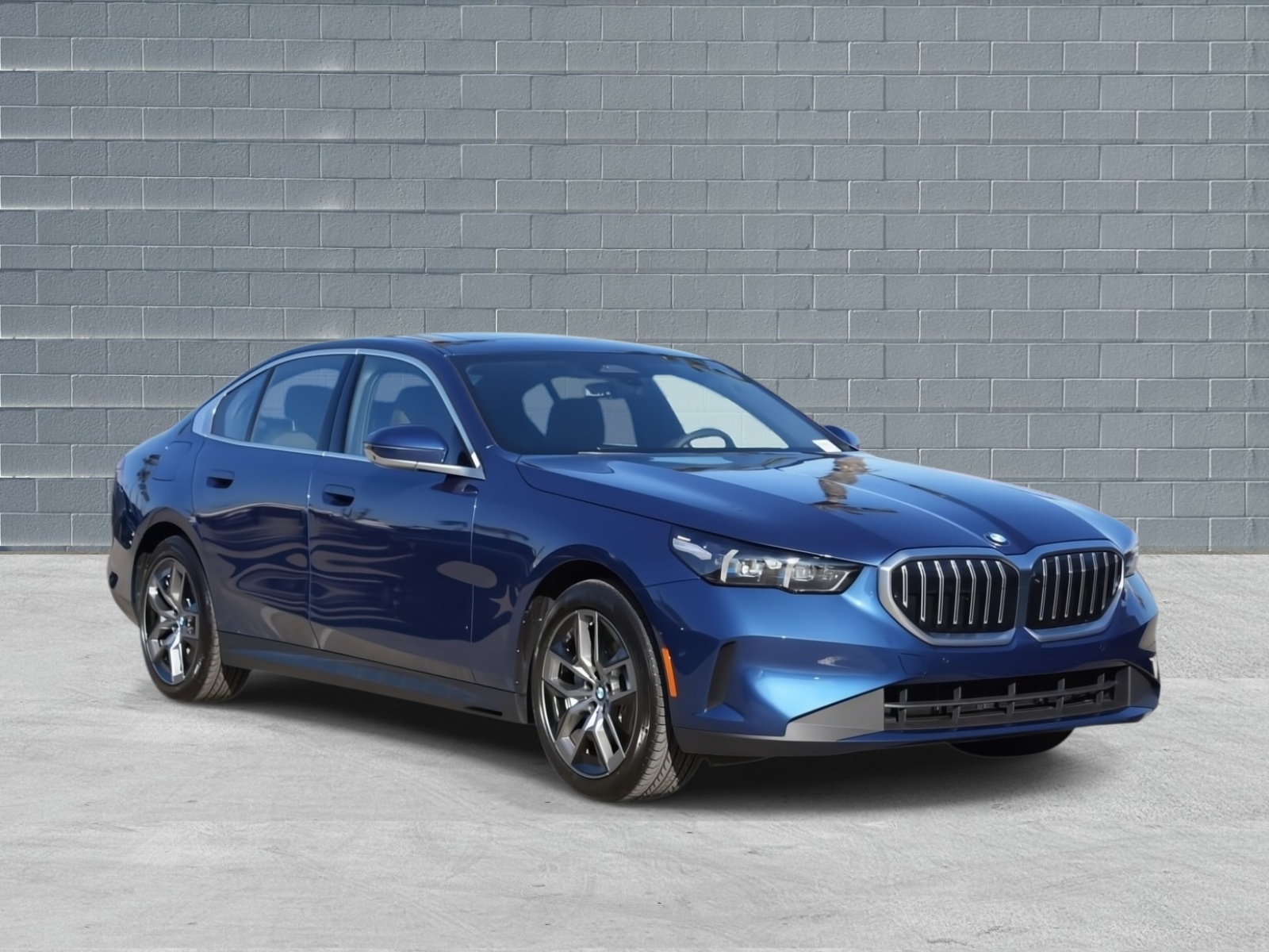 2026 BMW 5 Series 530i's photo