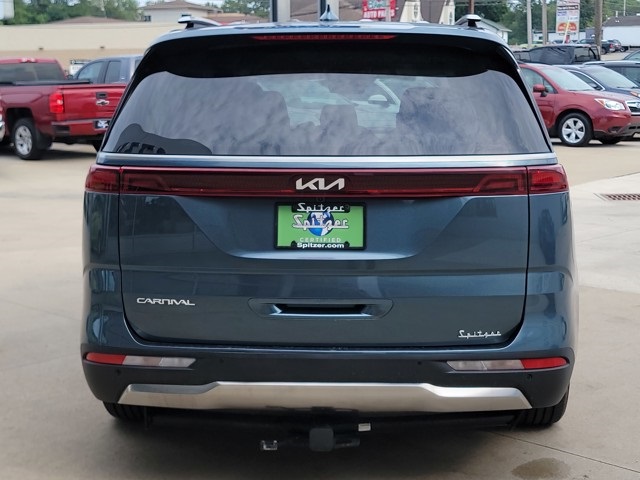 2023 Kia Carnival SX photo 5