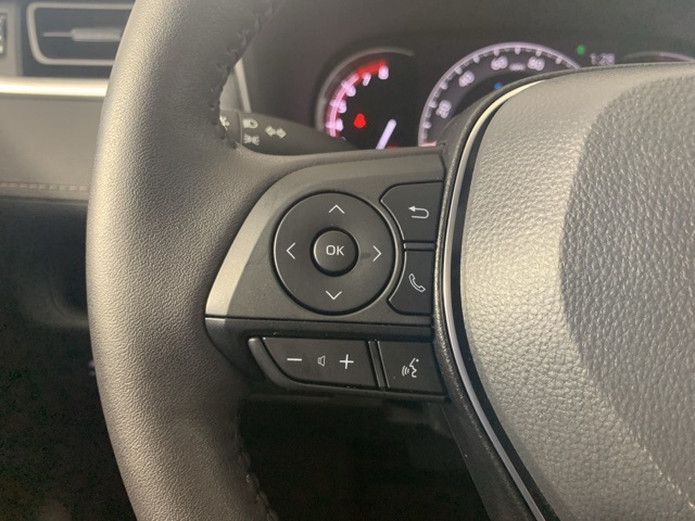 2023 Toyota RAV4 XLE photo 13