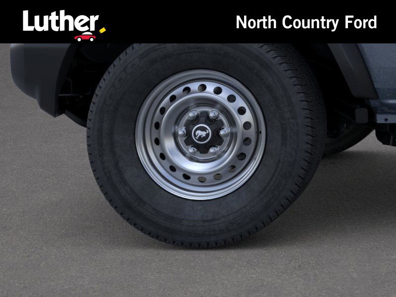 2025 Ford Bronco Base photo 21