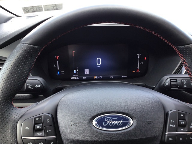2023 Ford Escape ST-Line photo 12
