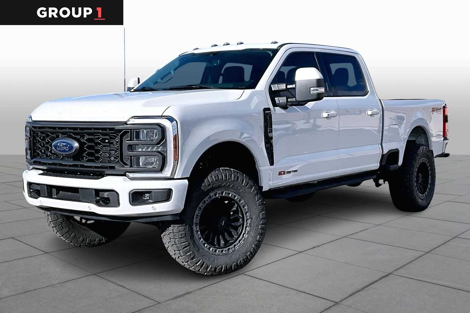 2023 Ford F-350 Super Duty Lariat's photo