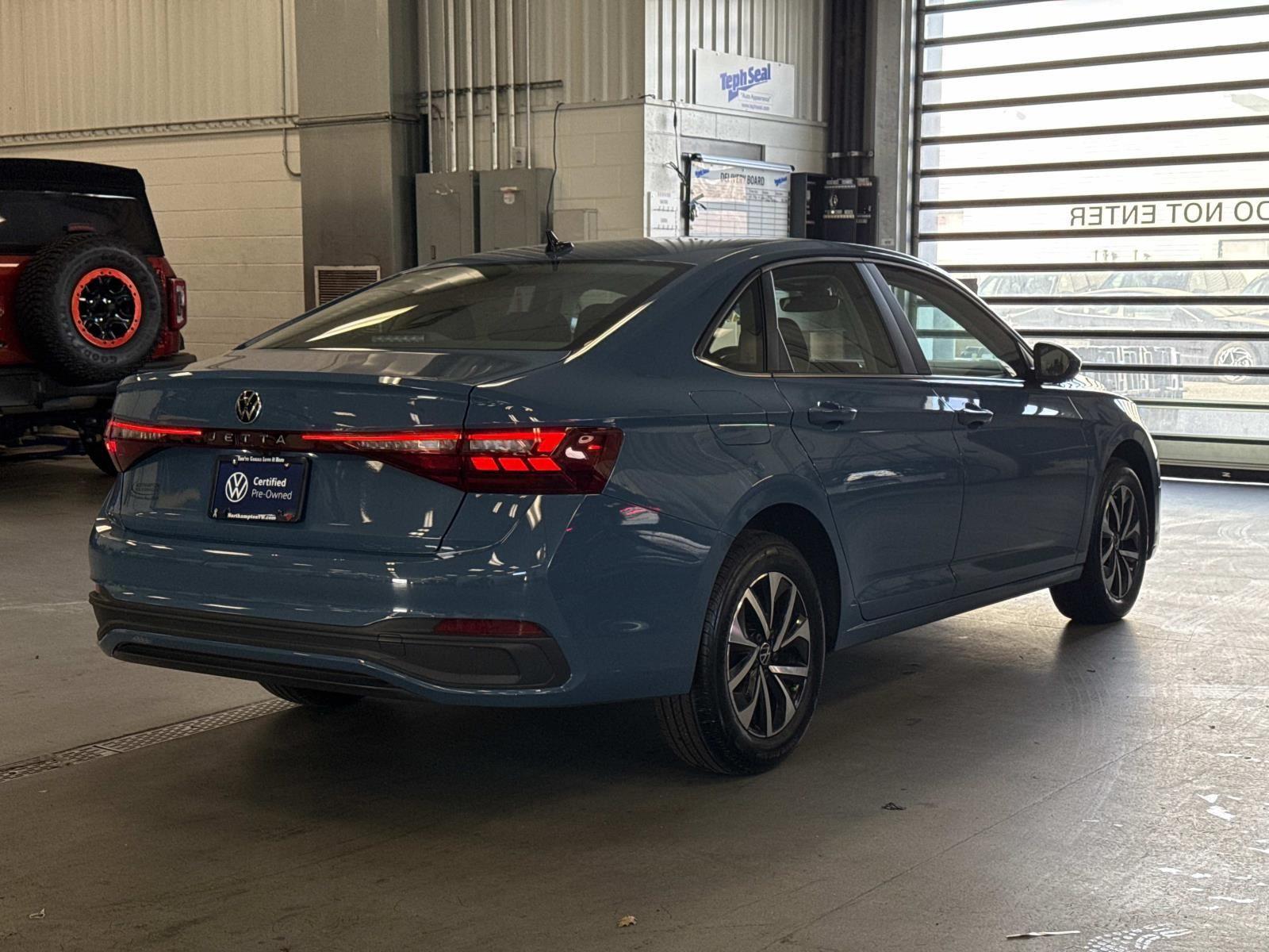 2025 Volkswagen Jetta S photo 4