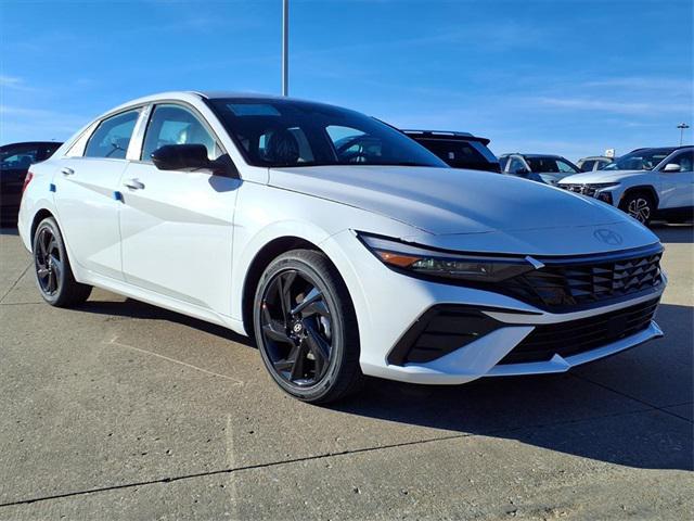 2026 Hyundai Elantra SEL's photo