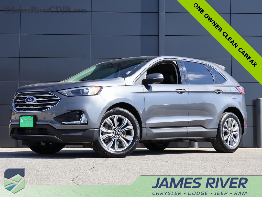 2024 Ford Edge Titanium's photo