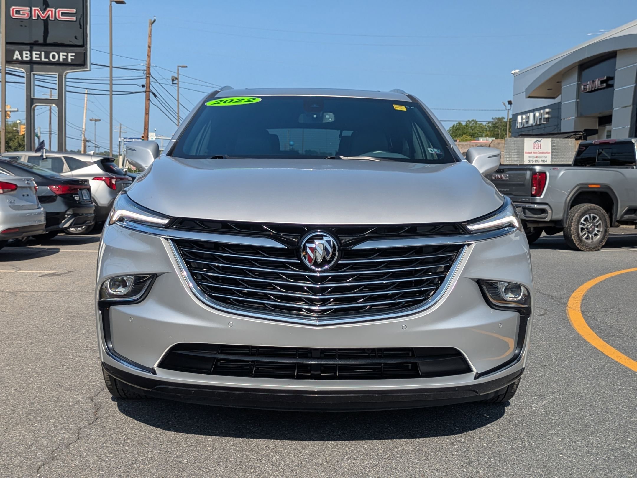 2022 Buick Enclave Essence photo 2