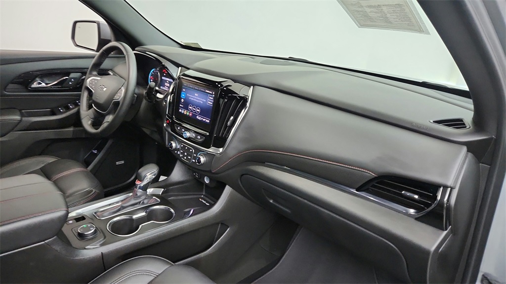 2023 Chevrolet Traverse RS photo 11
