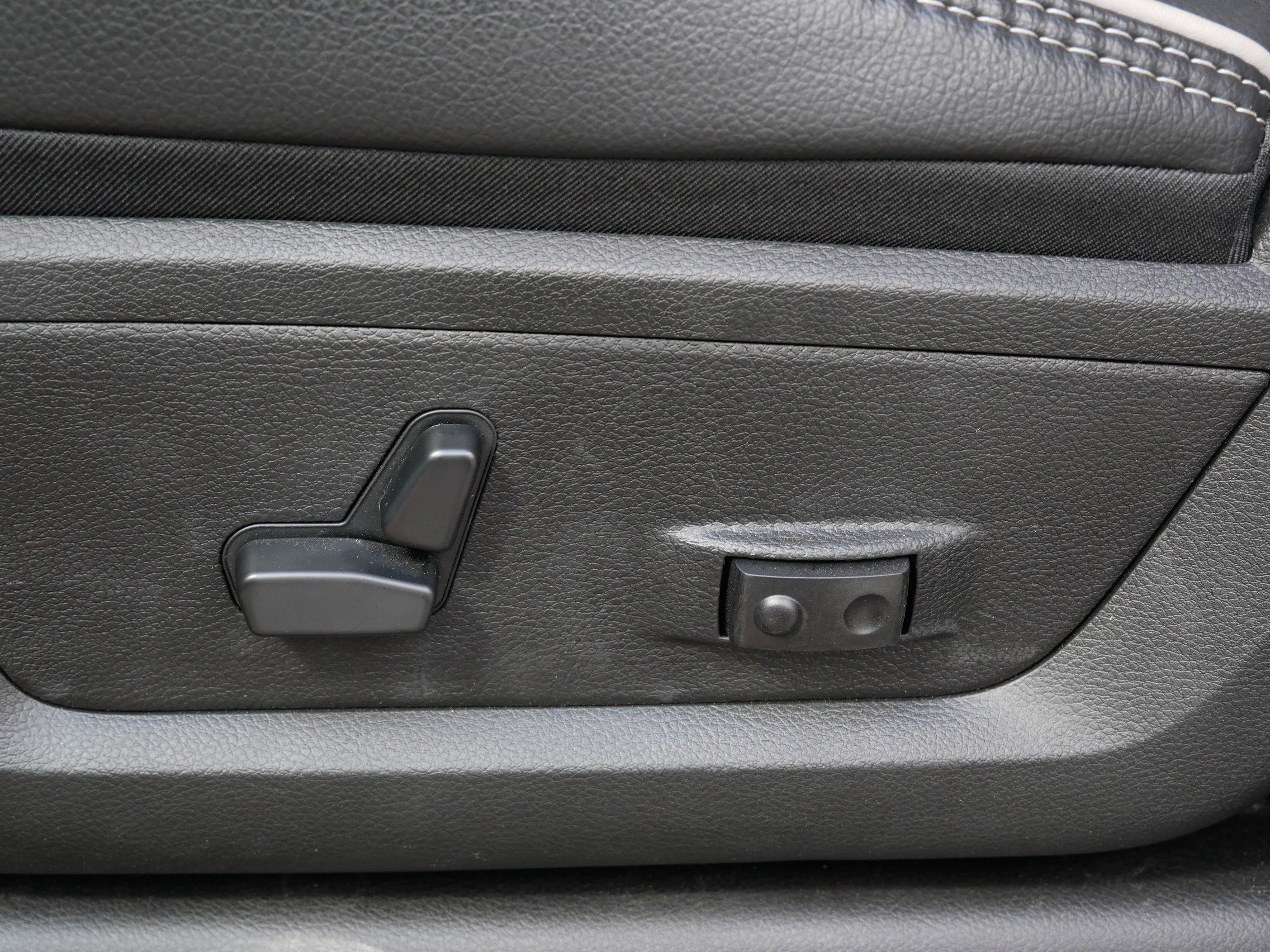 2026 Ram 2500 Laramie photo 13