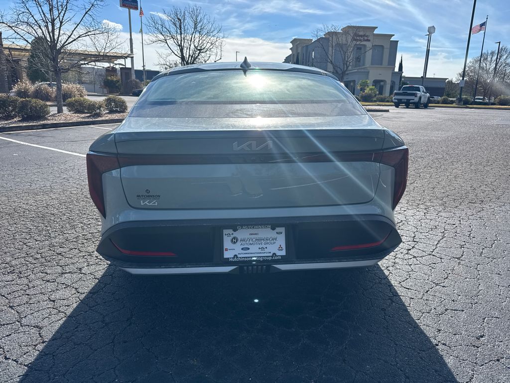 2025 Kia K4 LXS photo 4