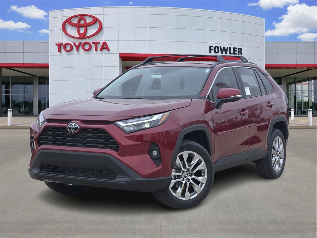 2025 Toyota RAV4 XLE Premium's photo