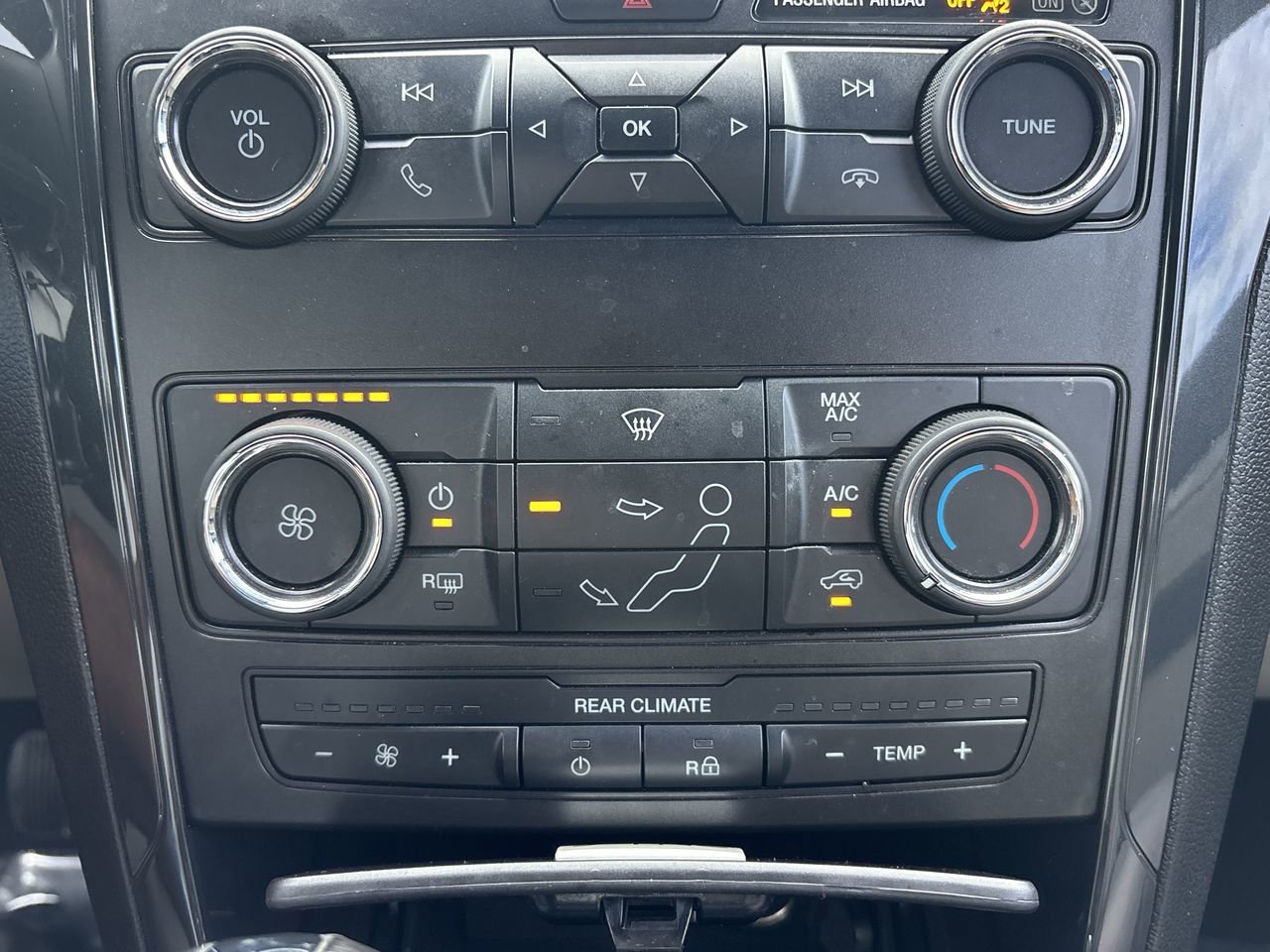2018 Ford Explorer Sport photo 17