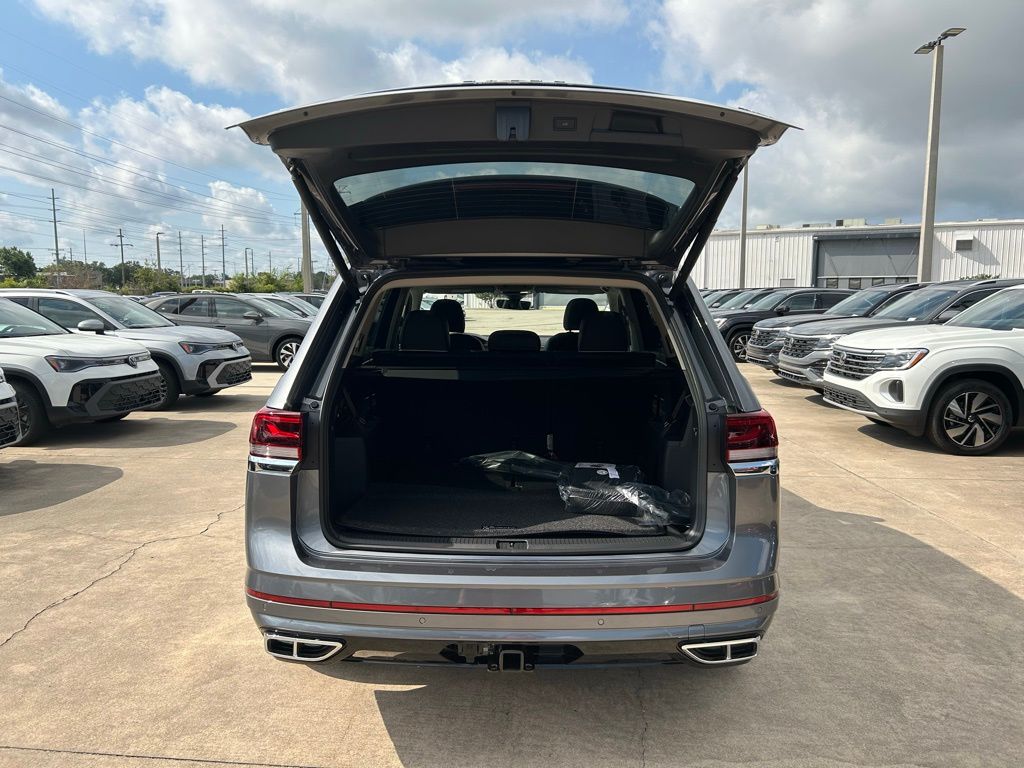 2025 Volkswagen Atlas SEL Premium R-Line photo 37