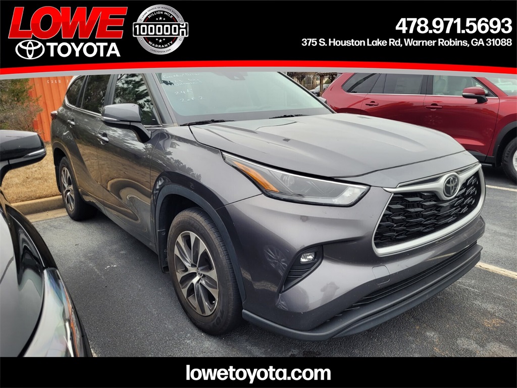 2023 Toyota Highlander XLE's photo