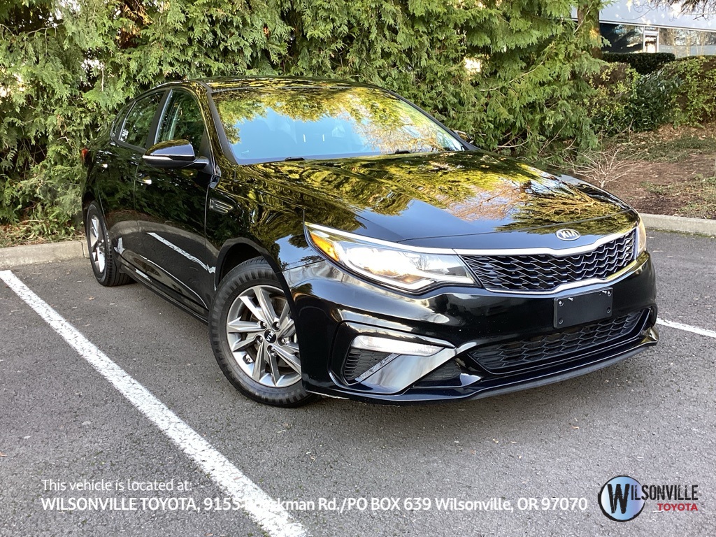 2019 Kia Optima LX's photo