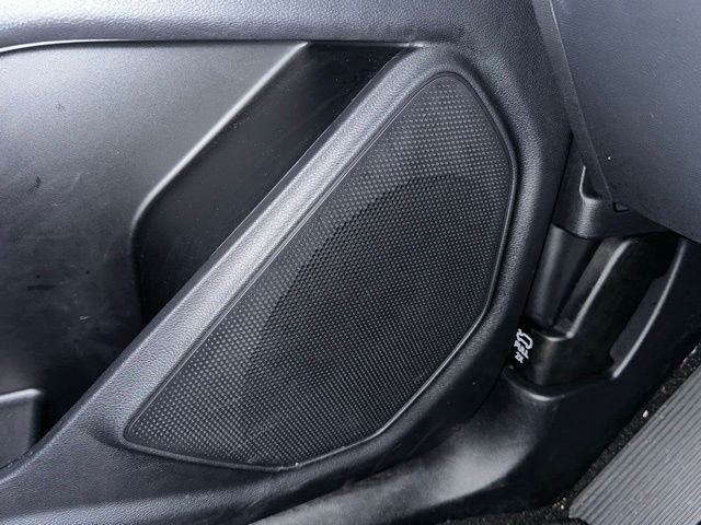2025 Ford Explorer ST-Line photo 15