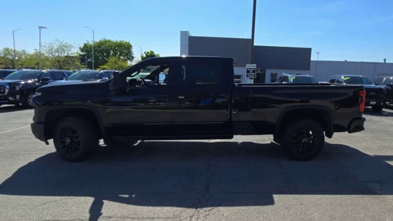 2025 Chevrolet Silverado 2500HD High Country photo 36