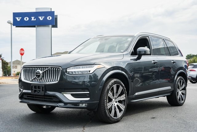 2022 Volvo XC90 Inscription AWD photo 2