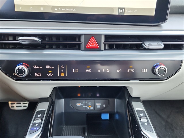 2026 Kia Sorento X-Line SX photo 21