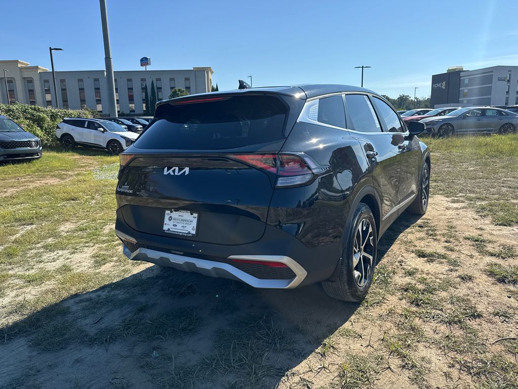 2024 Kia Sportage EX photo 3