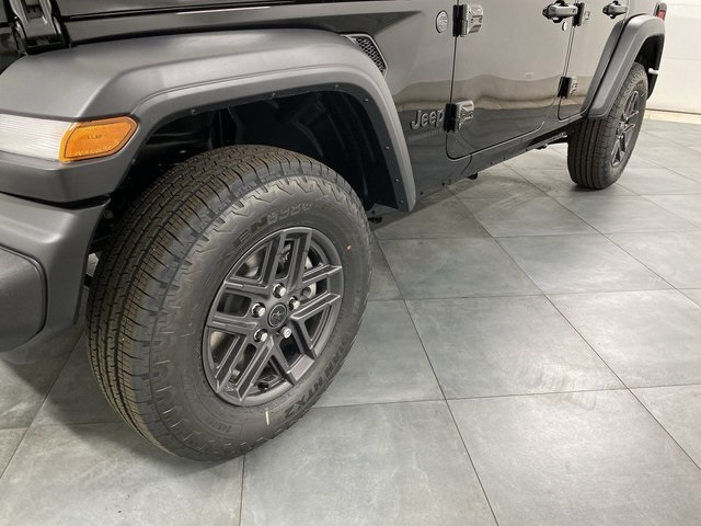 2024 Jeep Wrangler Sport S photo 26