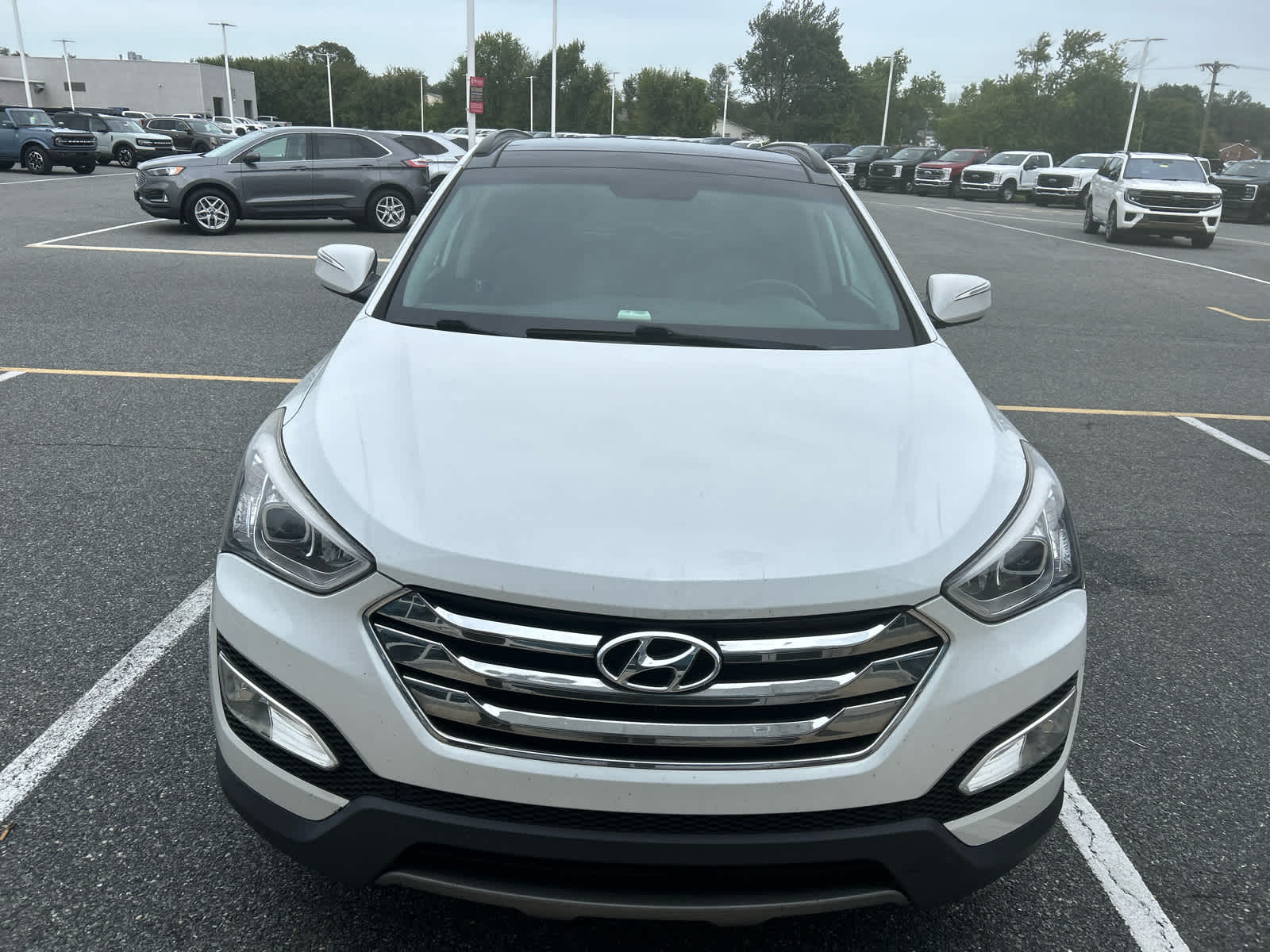 2014 Hyundai Santa Fe Sport photo 2