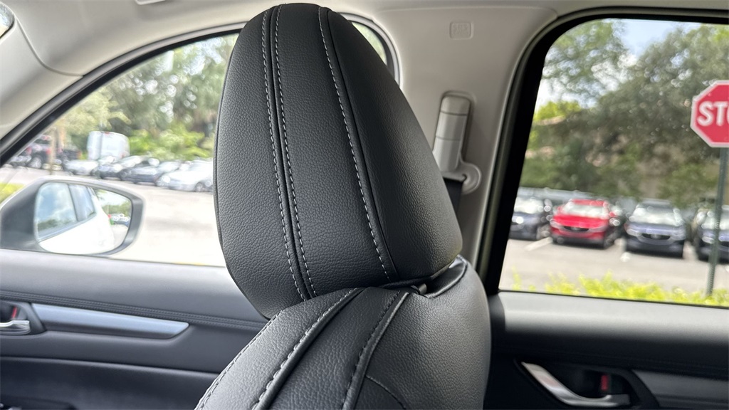 2025 Mazda CX-5 2.5 S Preferred photo 15