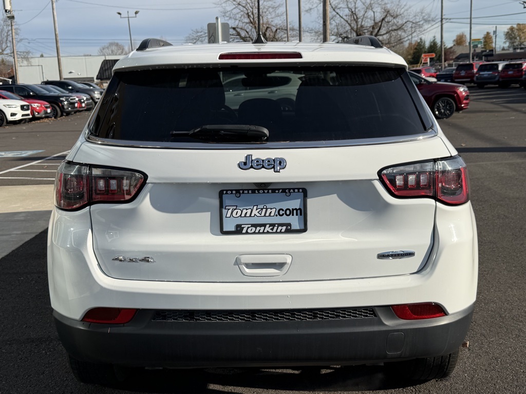 2024 Jeep Compass Latitude photo 4