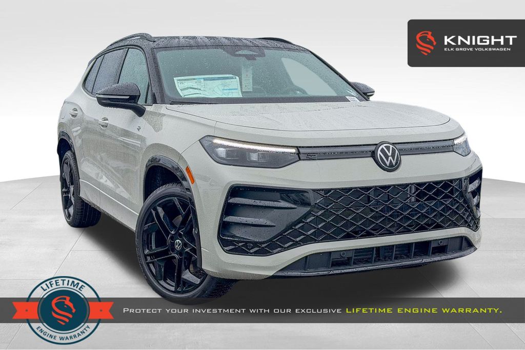 2026 Volkswagen Tiguan SE R-LINE BLACK's photo