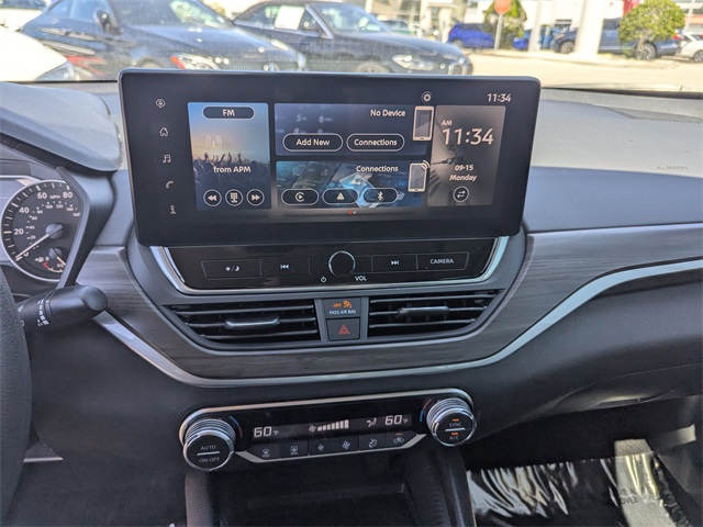 2025 Nissan Altima 2.5 SV photo 15